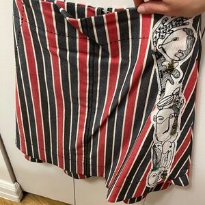 Size 34 CARVEN Striped with Beaded Design Mini Skirt